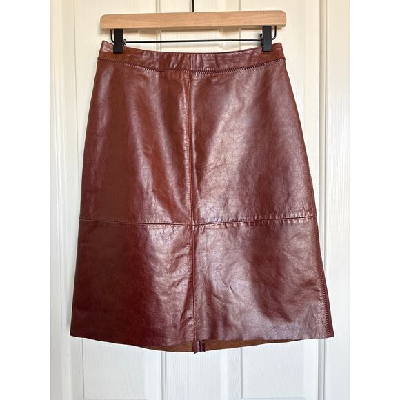 Gap Vintage Y2K Womens Brown Leather A-Line Skirt Raw Hem Stitch Accents Size 2 - Picture 1 of 7